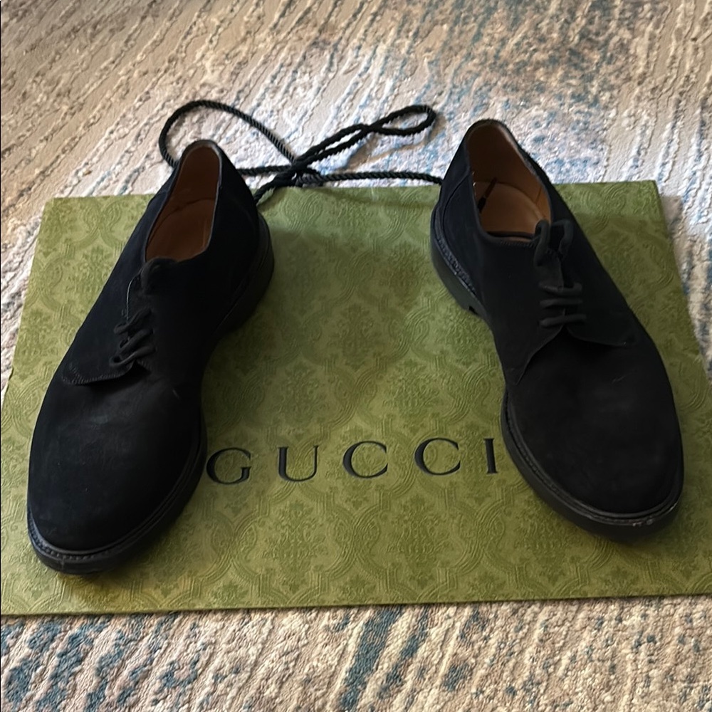 Gucci Men's Black Suede Oxfords - Picture 1 of 8